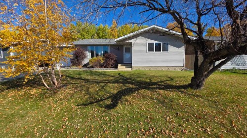 600 Hammond Drive  Fox Creek, AB T0H 1P0