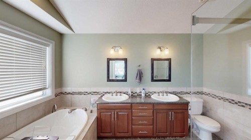 39 Cedar Heights, Whitecourt, AB - Indoor Photo Showing Bathroom