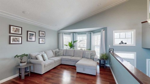 39 Cedar Heights, Whitecourt, AB - Indoor Photo Showing Living Room