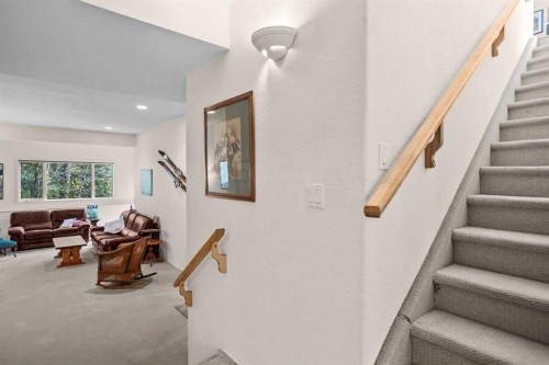 147 Benchlands Terrace South, Canmore, AB - Indoor Photo Showing Other Room