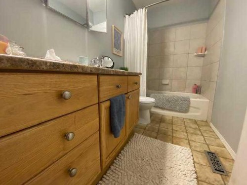 338-457 Collinge Road, Hinton, AB - Indoor Photo Showing Bathroom