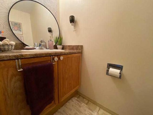 338-457 Collinge Road, Hinton, AB - Indoor Photo Showing Bathroom