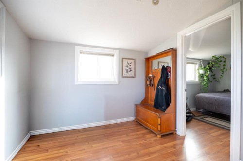 5204 51 Avenue, Colinton, AB - Indoor Photo Showing Other Room