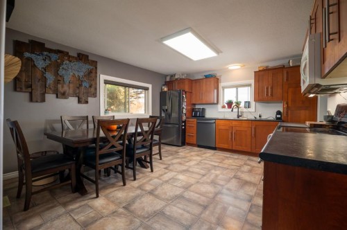 5204 51 Avenue, Colinton, AB - Indoor