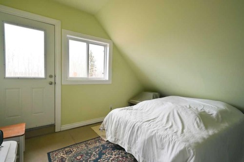635013 Range Road 225, Athabasca, AB - Indoor Photo Showing Bedroom