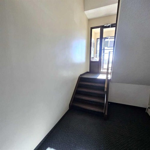 102-1221B Westhaven Drive, Edson, AB - Indoor Photo Showing Other Room