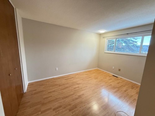 27-441 Switzer Drive, Hinton, AB - Indoor Photo Showing Other Room