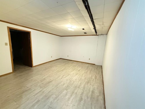 27-441 Switzer Drive, Hinton, AB - Indoor Photo Showing Other Room