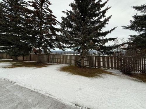 27-441 Switzer Drive, Hinton, AB - Outdoor