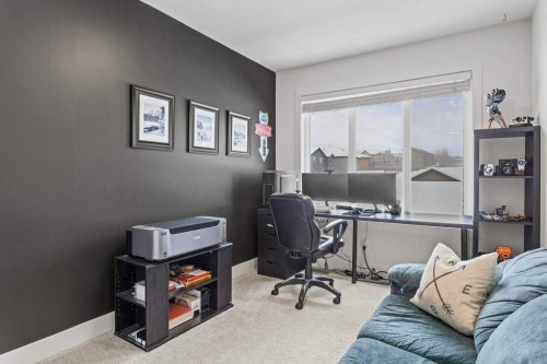 216 Clydesdale Avenue, Cochrane, AB - Indoor Photo Showing Other Room