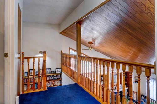 B-123 Grizzly Street, Banff, AB - Indoor Photo Showing Other Room