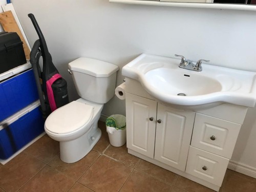 4725 5 Ave, Edson, AB - Indoor Photo Showing Bathroom