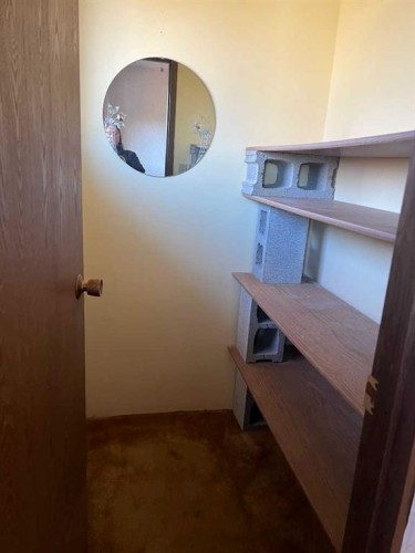 706 Hammond Drive North, Fox Creek, AB - Indoor