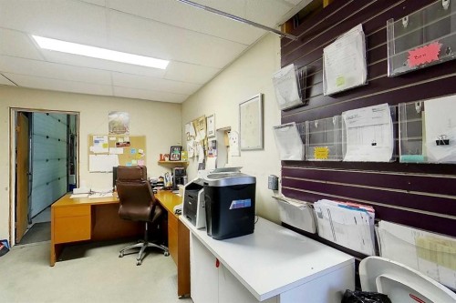 4903 2 Avenue East, Edson, AB 