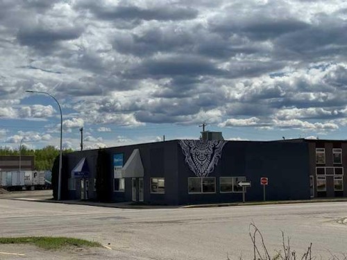 4903 2 Avenue East, Edson, AB 