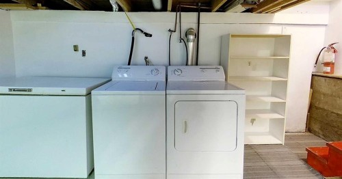 5101 7Th Avenue, Edson, AB - Indoor Photo Showing Laundry Room