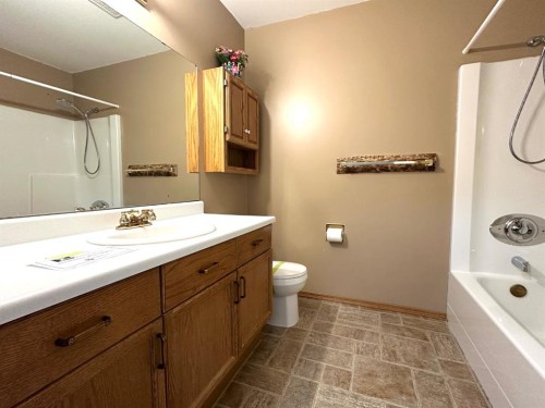 165 Park Drive, Whitecourt, AB - Indoor Photo Showing Bathroom