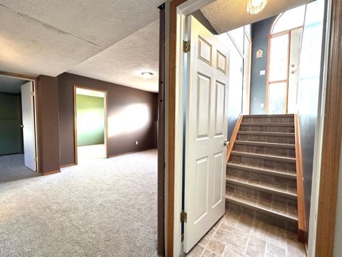 165 Park Drive, Whitecourt, AB - Indoor Photo Showing Other Room