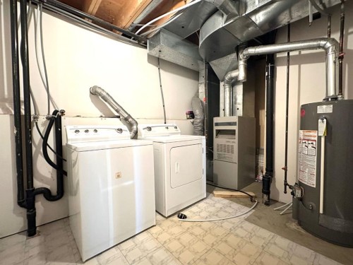 165 Park Drive, Whitecourt, AB - Indoor Photo Showing Laundry Room