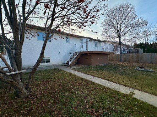 165 Park Drive, Whitecourt, AB - Outdoor