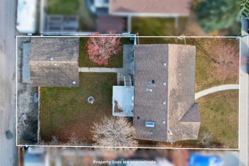 165 Park Drive, Whitecourt, AB - 