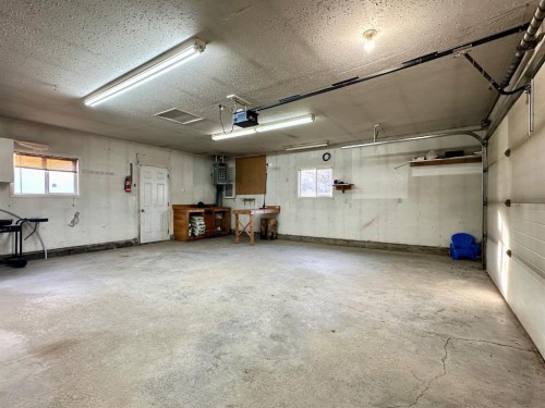 165 Park Drive, Whitecourt, AB - Indoor Photo Showing Garage