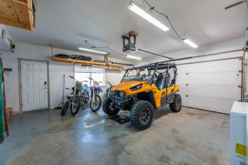 102 Marciszyn Place, Hinton, AB - Indoor Photo Showing Garage