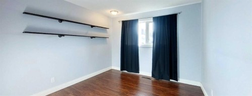 4323 9 Avenue, Edson, AB - Indoor Photo Showing Other Room