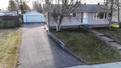 4323 9 Avenue  Edson, AB T7E 1B4