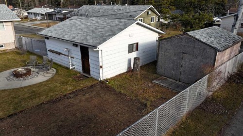 4323 9 Avenue, Edson, AB - Outdoor