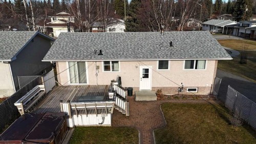 4323 9 Avenue, Edson, AB - Outdoor