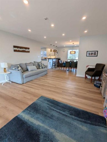 11 Aspen Crescent, Jasper, AB - Indoor