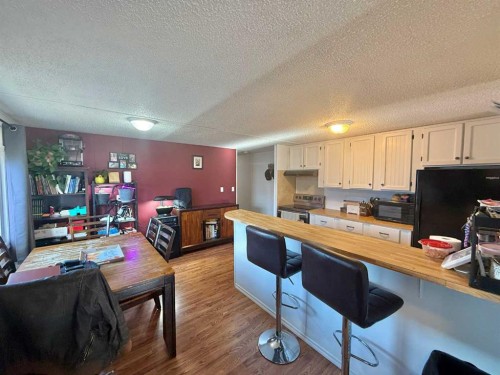 122 Nickerson Avenue, Hinton, AB - Indoor