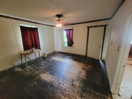 4901 4 Avenue, Edson, AB 