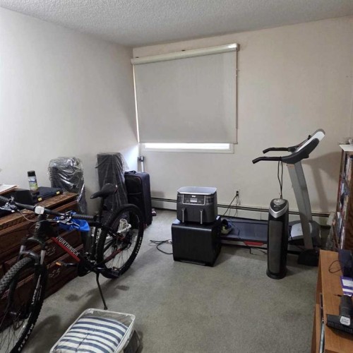 105A-5611 10 Avenue, Edson, AB - Indoor
