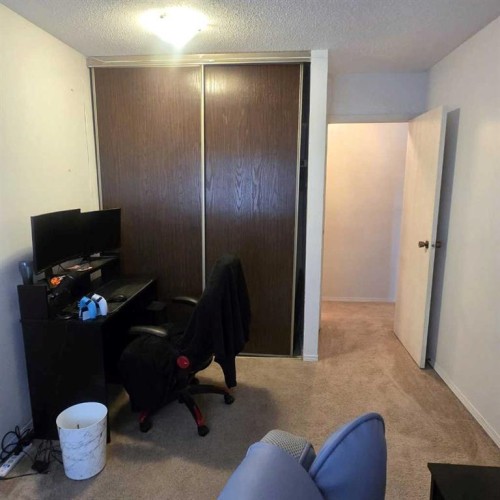 312B-5611 9 Avenue, Edson, AB - Indoor