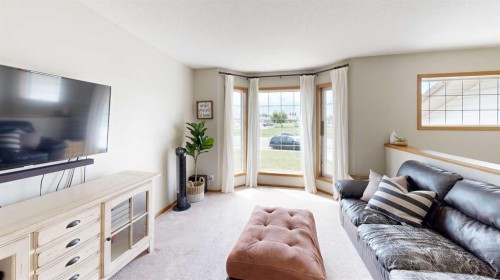 8 Trading Post Trail, Whitecourt, AB - Indoor Photo Showing Living Room