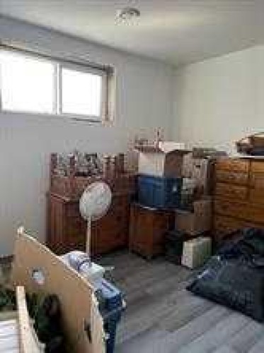 805 7 Avenue, Fox Creek, AB - Indoor