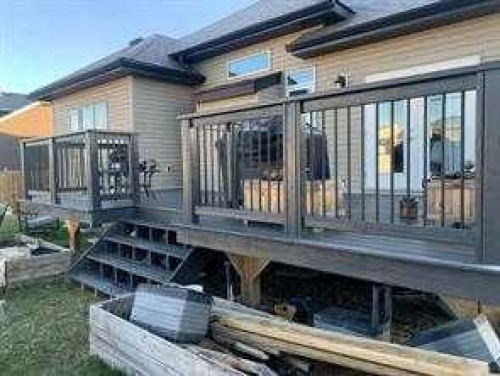 805 7 Avenue, Fox Creek, AB - Outdoor With Deck Patio Veranda