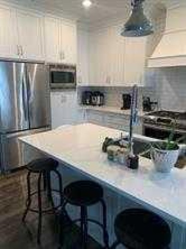 805 7 Avenue, Fox Creek, AB - Indoor Photo Showing Kitchen With Stainless Steel Kitchen With Upgraded Kitchen
