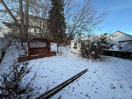 120 Reimer Drive, Hinton, AB - Outdoor