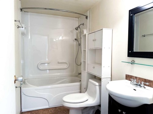 417-700 Carmichael Lane, Hinton, AB 