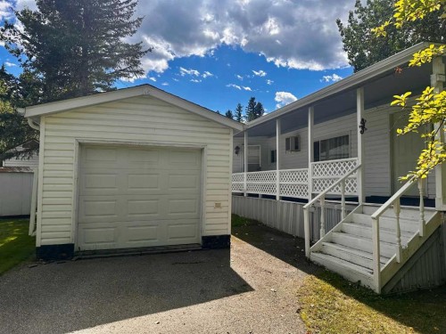 417-700 Carmichael Lane, Hinton, AB 