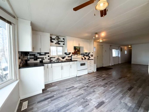 417-700 Carmichael Lane, Hinton, AB 