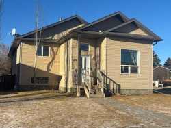 24 Birch Lane  Whitecourt, AB T7S 1E3
