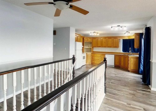 1610 53 Street, Edson, AB - Indoor