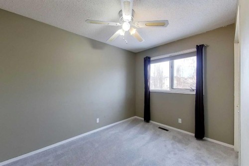 1610 53 Street, Edson, AB - Indoor Photo Showing Other Room