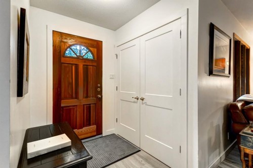 1050 Rundleview Drive, Canmore, AB - Indoor Photo Showing Other Room