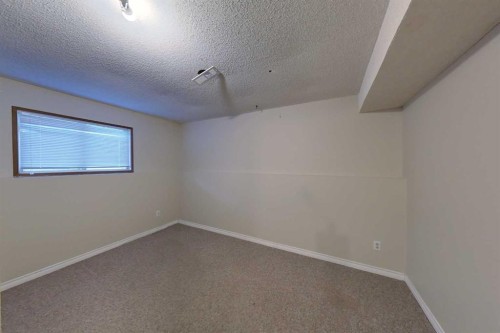1004 12 Street, Slave Lake, AB - Indoor Photo Showing Other Room