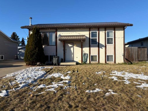 1004 12 Street, Slave Lake, AB - Outdoor
